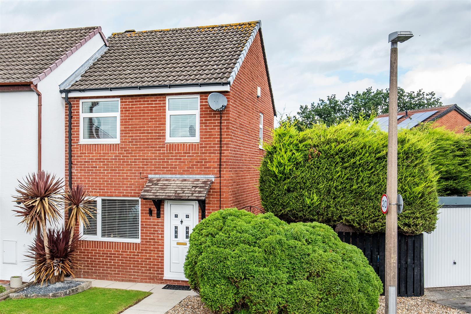 3 bed property in Fernleigh, Leyland